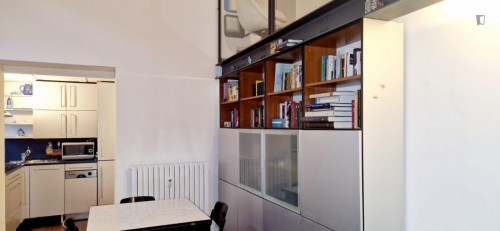 Pleasant 1-bedroom flat in Crocetta - Gallery - 12