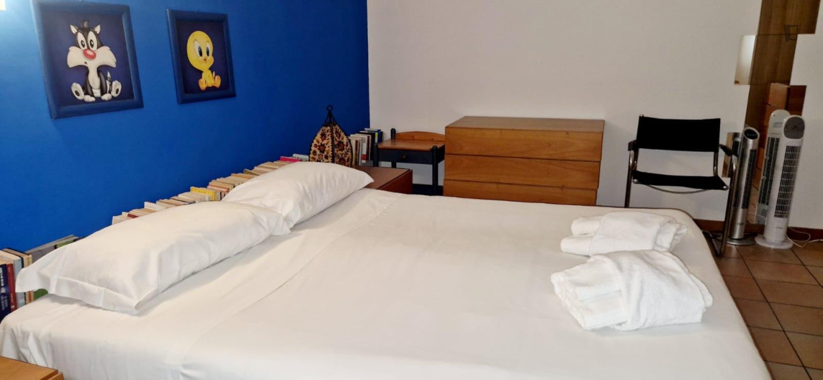  Pleasant 1-Bedroom Flat In Crocetta  -  Pleasant 1-bedroom flat in Crocetta  - Gallery -  1