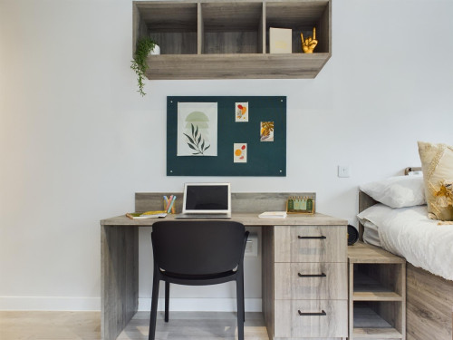 Crown Place - Gallery - 49