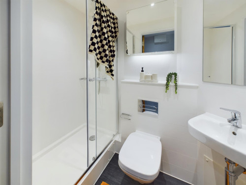 Crown Place - Gallery - 12