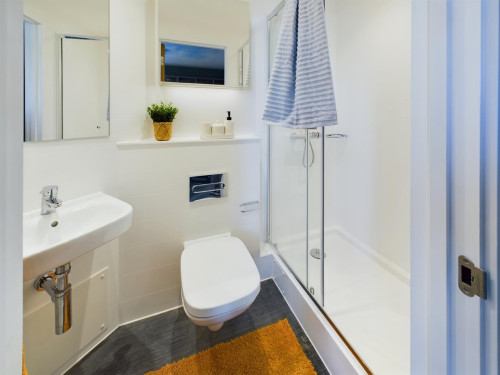Crown Place - Gallery - 26