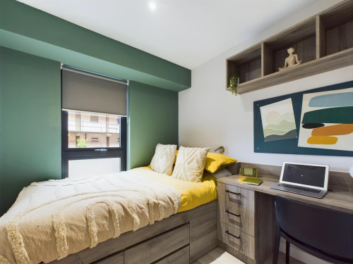 Crown Place - Gallery - 52