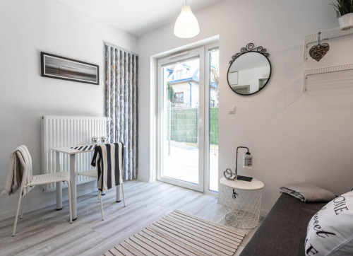 Studio with garden 25 minutes Warsaw's center, close to SWPS University