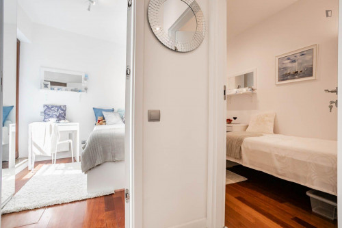 Beautiful 2-BedRoom Apartment near Metro Wilanowska in Warsaw - Gallery - 9