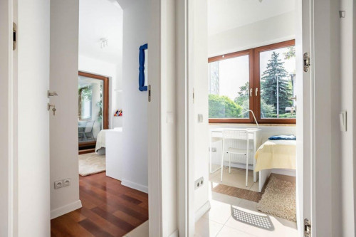 Cute 2-bedroom apartment near Metro Wilanowska in Warsaw