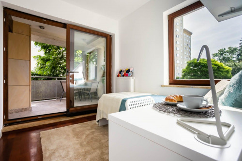 Cute 2-bedroom apartment near Metro Wilanowska in Warsaw - Gallery - 13