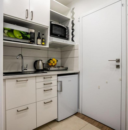 Cute 2-bedroom apartment near Metro Wilanowska in Warsaw - Gallery - 15