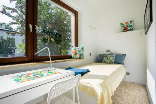 Cute 2-bedroom apartment near Metro Wilanowska in Warsaw - Gallery - 17