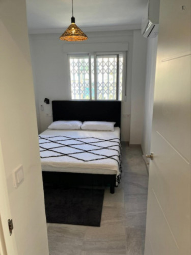 Modern 3 Bedroom Apartment close to Parc Lo Morant - Gallery - 30