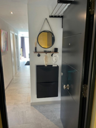 Modern 3 Bedroom Apartment close to Parc Lo Morant