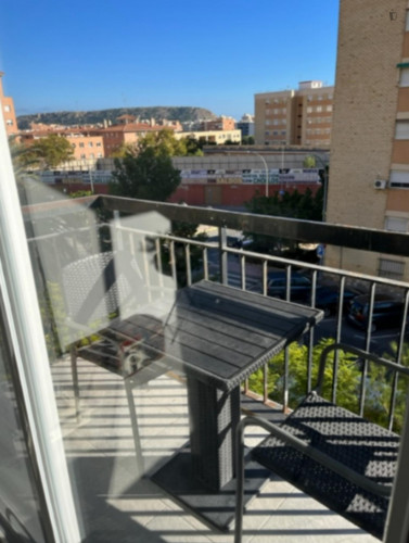 Modern 3 Bedroom Apartment close to Parc Lo Morant