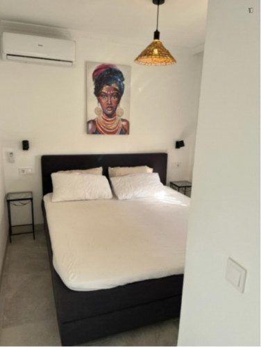 Modern 3 Bedroom Apartment close to Parc Lo Morant - Gallery - 8