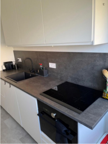 Modern 3 Bedroom Apartment close to Parc Lo Morant - Gallery - 21