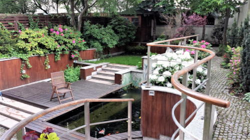 Spacious room F near Metro Wilanowska subway, close to Lazarski University