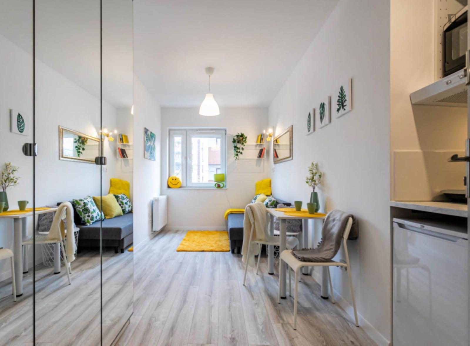 Cosy Studio 25 Minutes To Warsaw's Center, Close To SWPS University - 1