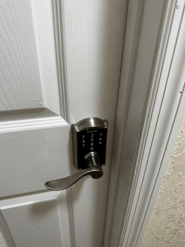 Bright Double Bedroom close to Stetson University College of Law