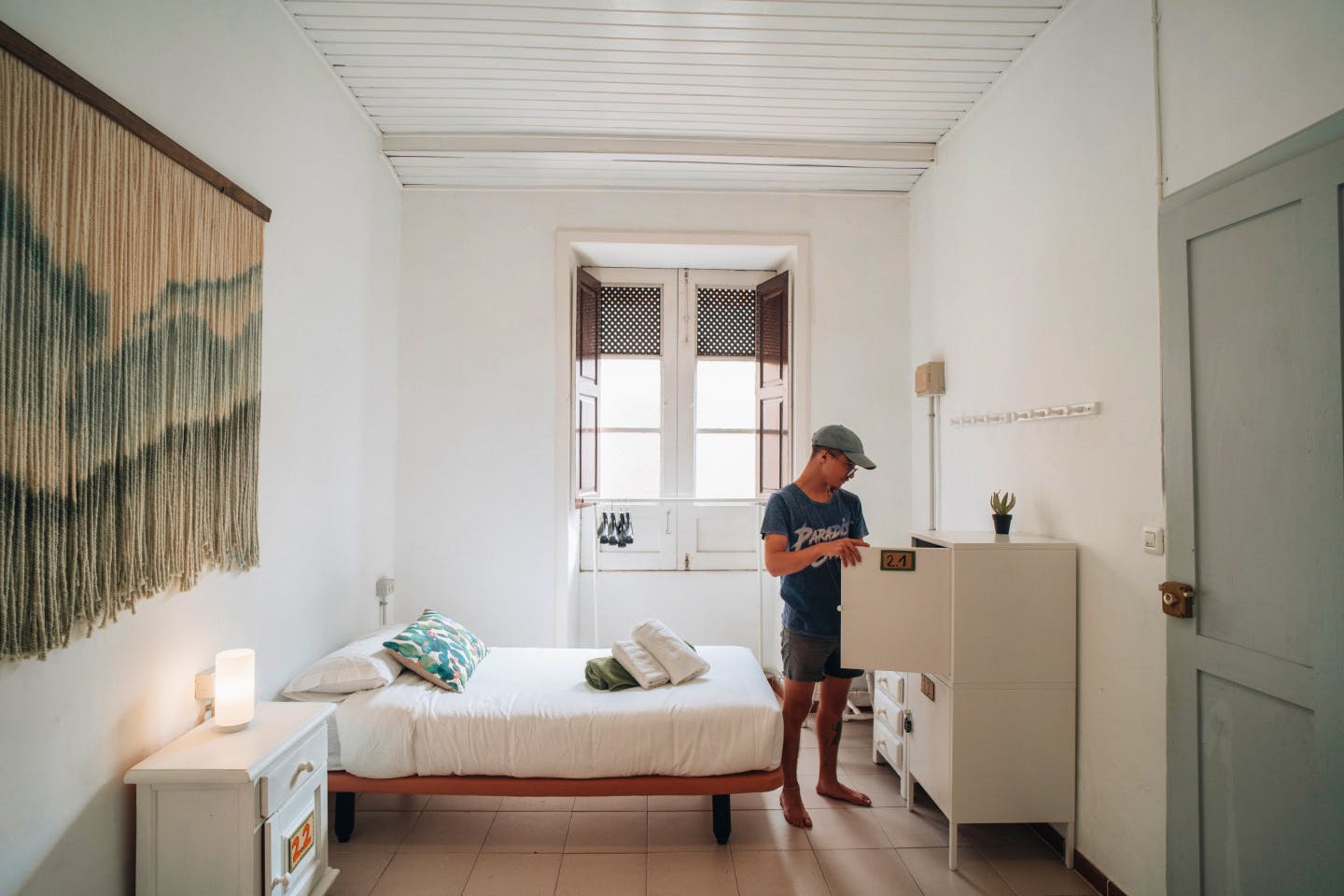 Bed In A 2-Bed Males Only Room - Sustainable Coliving and Coworking Oasis with Cultural Immersion in San Sebastian de La Gomera House - Gallery - 1