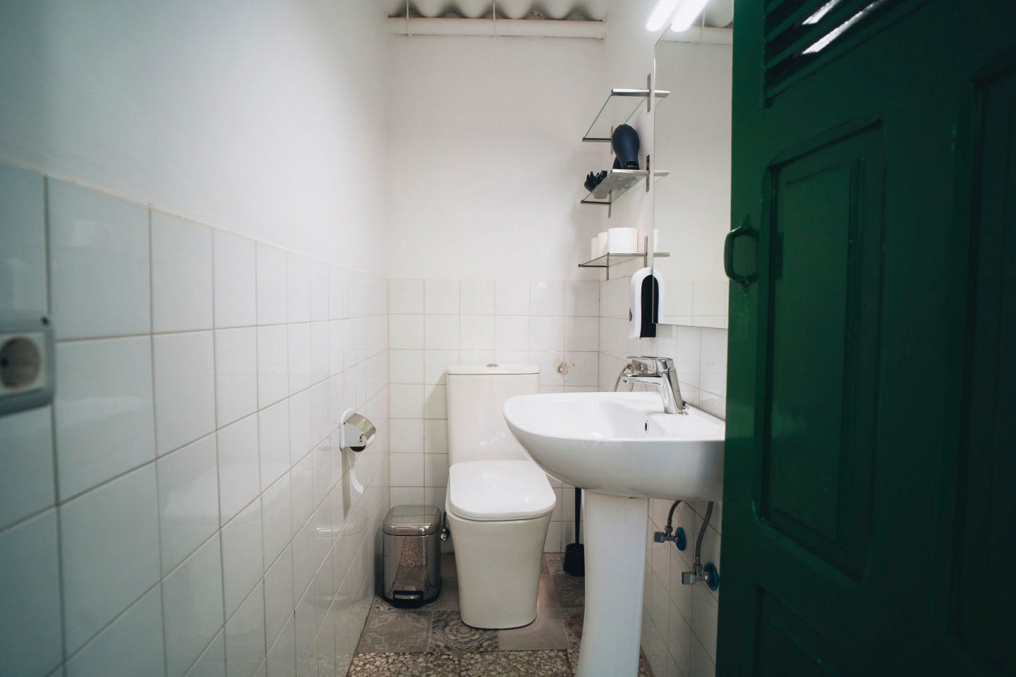 Bed In A 2-Bed Males Only Room - Sustainable Coliving and Coworking Oasis with Cultural Immersion in San Sebastian de La Gomera House - Gallery - 6