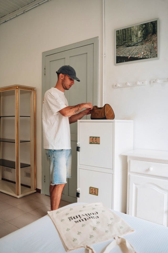 Bed In A 2-Bed Males Only Room - Sustainable Coliving and Coworking Oasis with Cultural Immersion in San Sebastian de La Gomera House - Gallery - 10