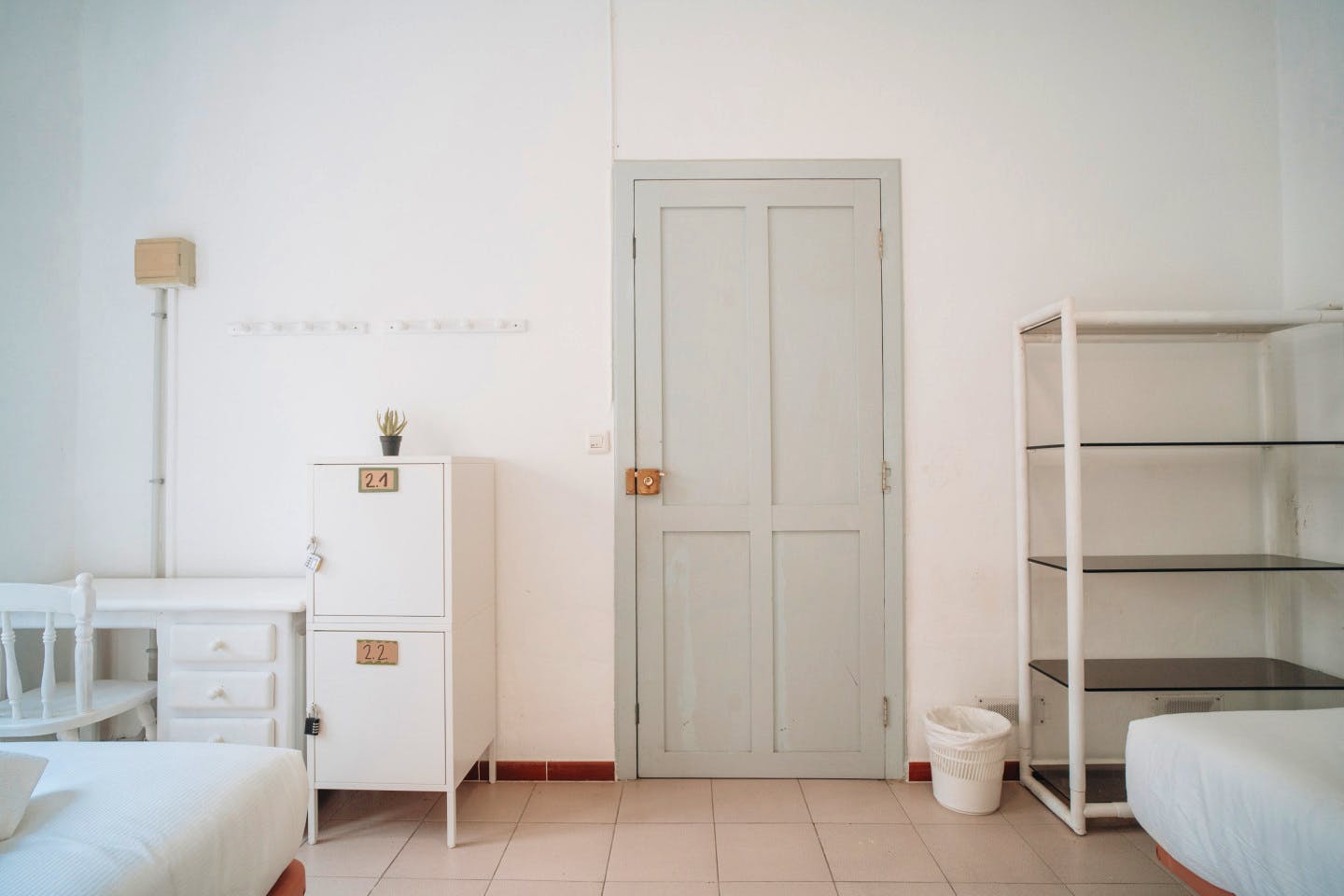 Bed In A 2-Bed Males Only Room - Sustainable Coliving and Coworking Oasis with Cultural Immersion in San Sebastian de La Gomera House - Gallery - 5