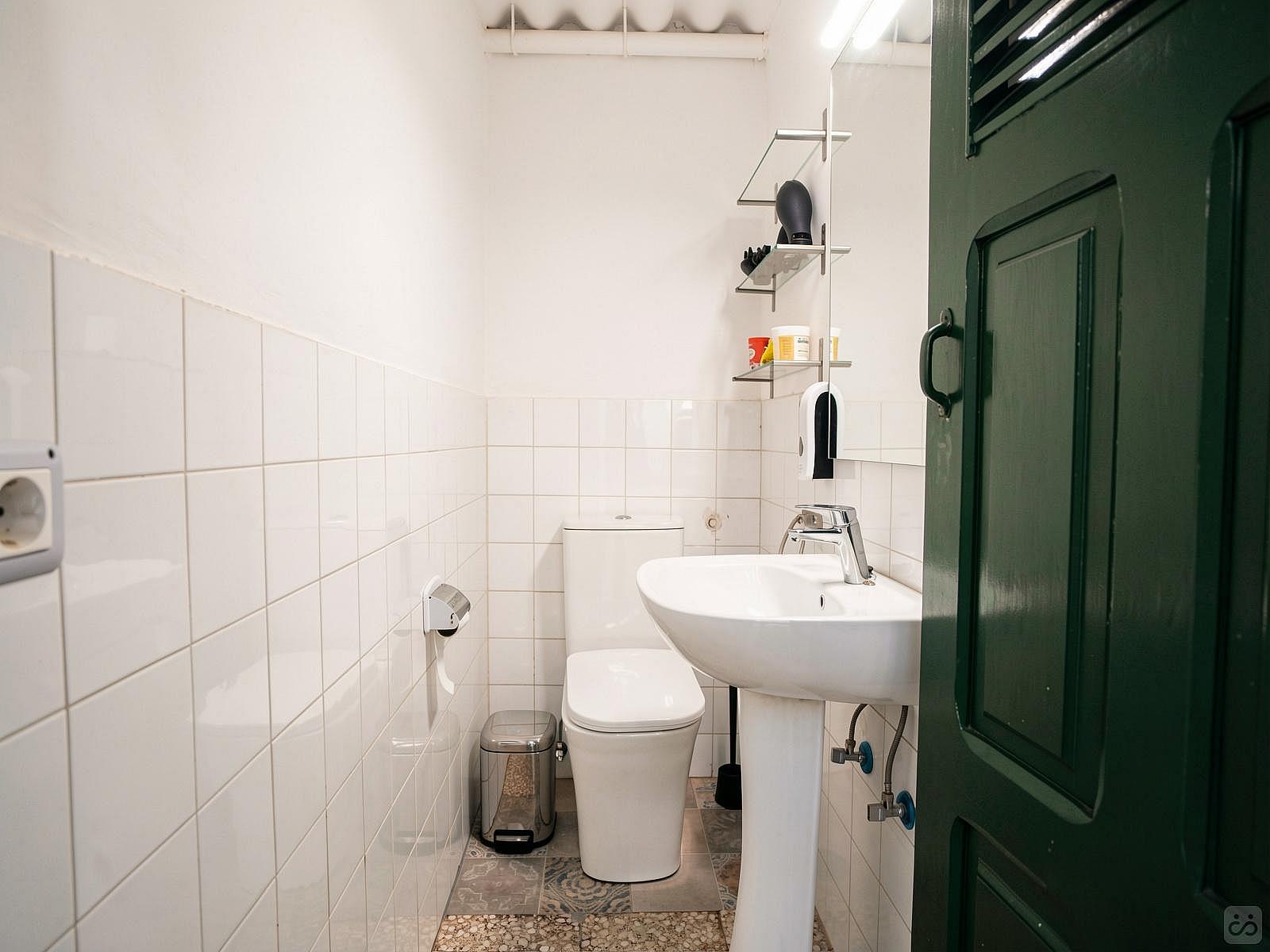 Bed In A 2-Bed Females Only Room - Sustainable Coliving and Coworking Oasis with Cultural Immersion in San Sebastian de La Gomera House - Gallery - 25