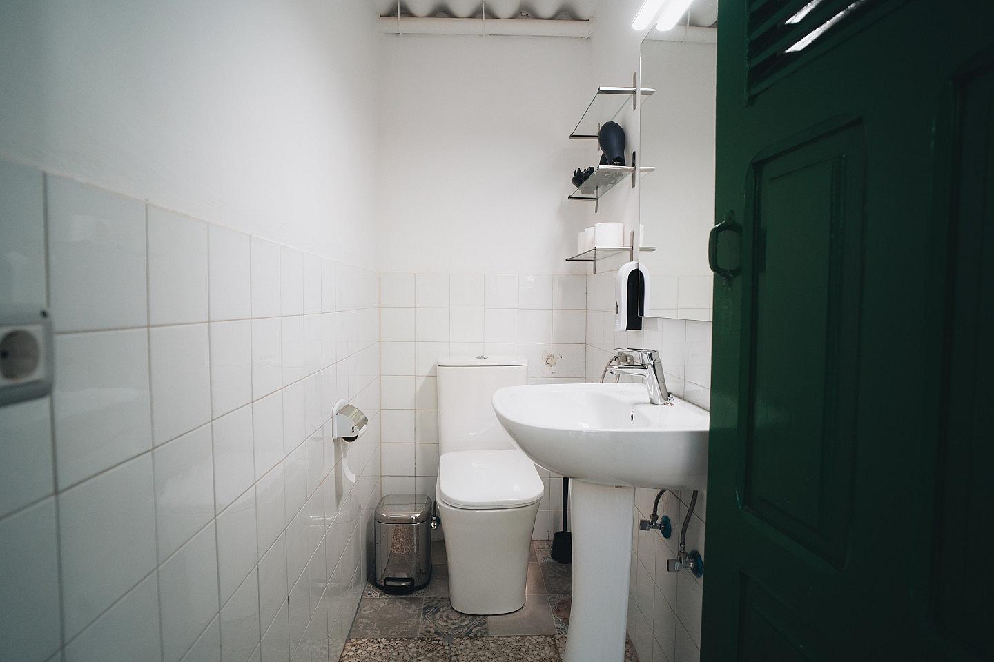 Bed In A 2-Bed Females Only Room - Sustainable Coliving and Coworking Oasis with Cultural Immersion in San Sebastian de La Gomera House - Gallery - 20