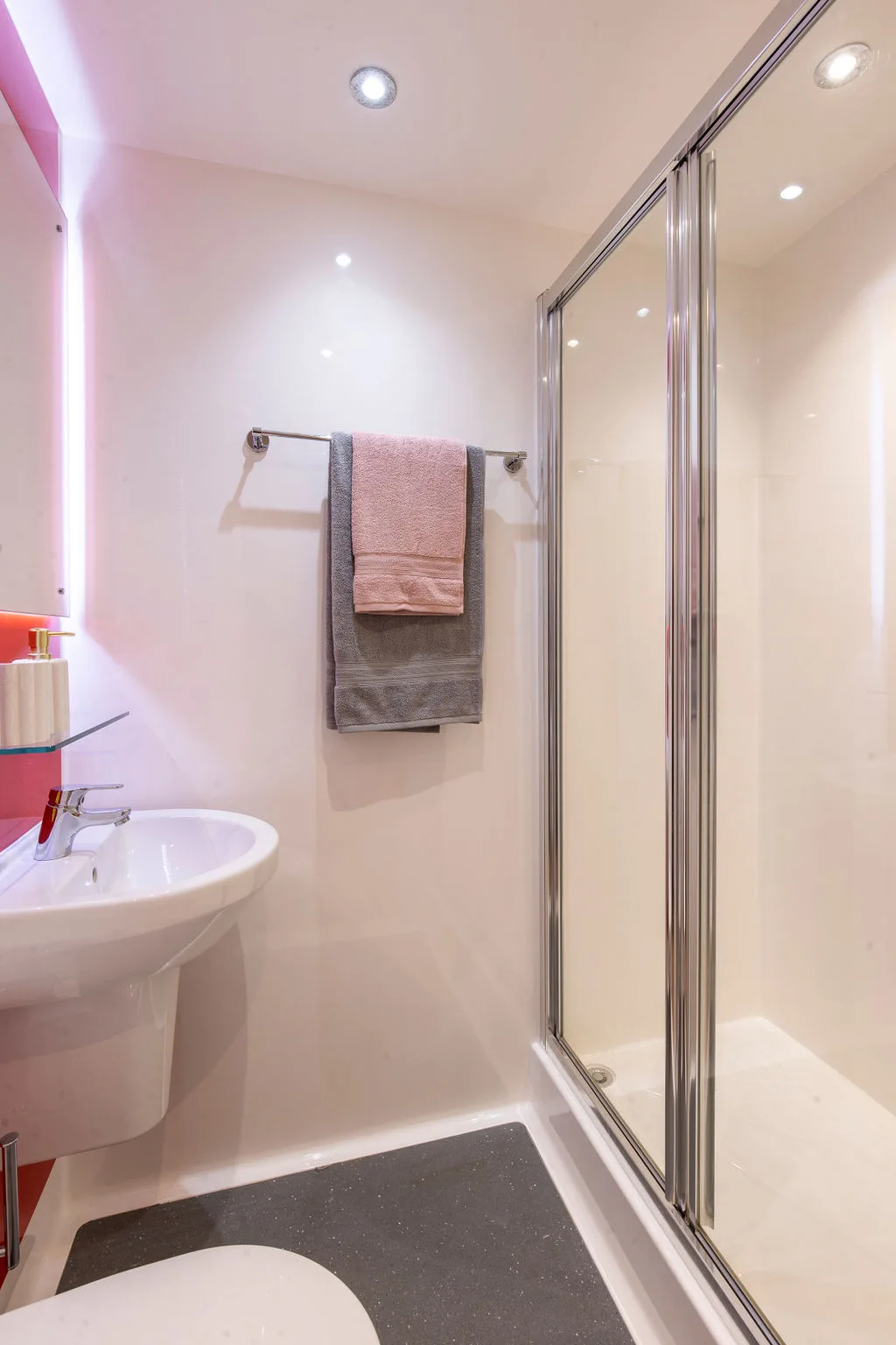  6 Bed En-Suite  -  Bailey Street  - Gallery -  11