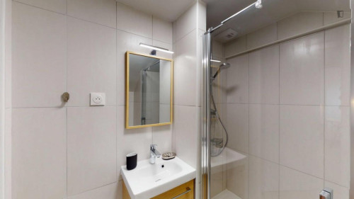 Comfy studio near the Clamart train station