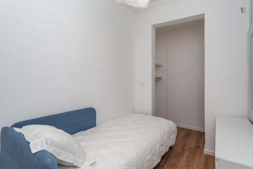 Appealing single bedroom