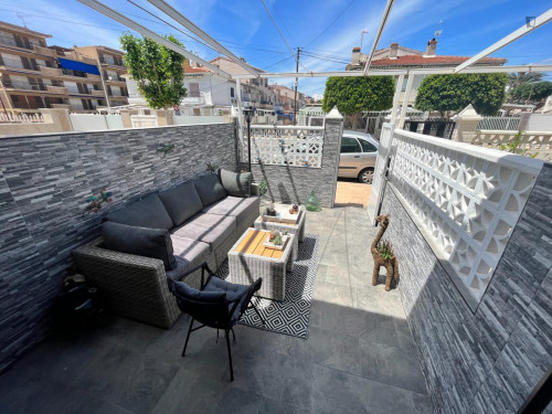 Beautiful 4 Bedroom House close to beach Playa Lisa