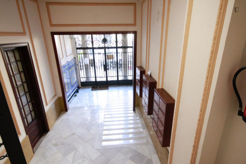 Single bedroom near the Verdaguer metro