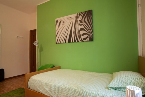 Good-looking single bedroom in San Donato  - Gallery -  3
