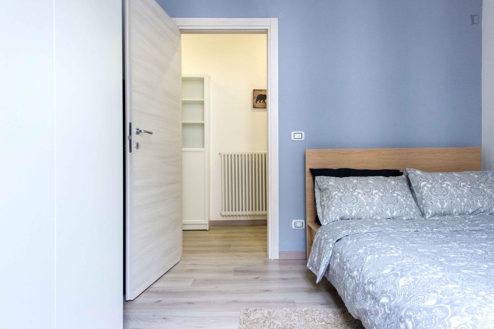 Luminous double bedroom in Centro