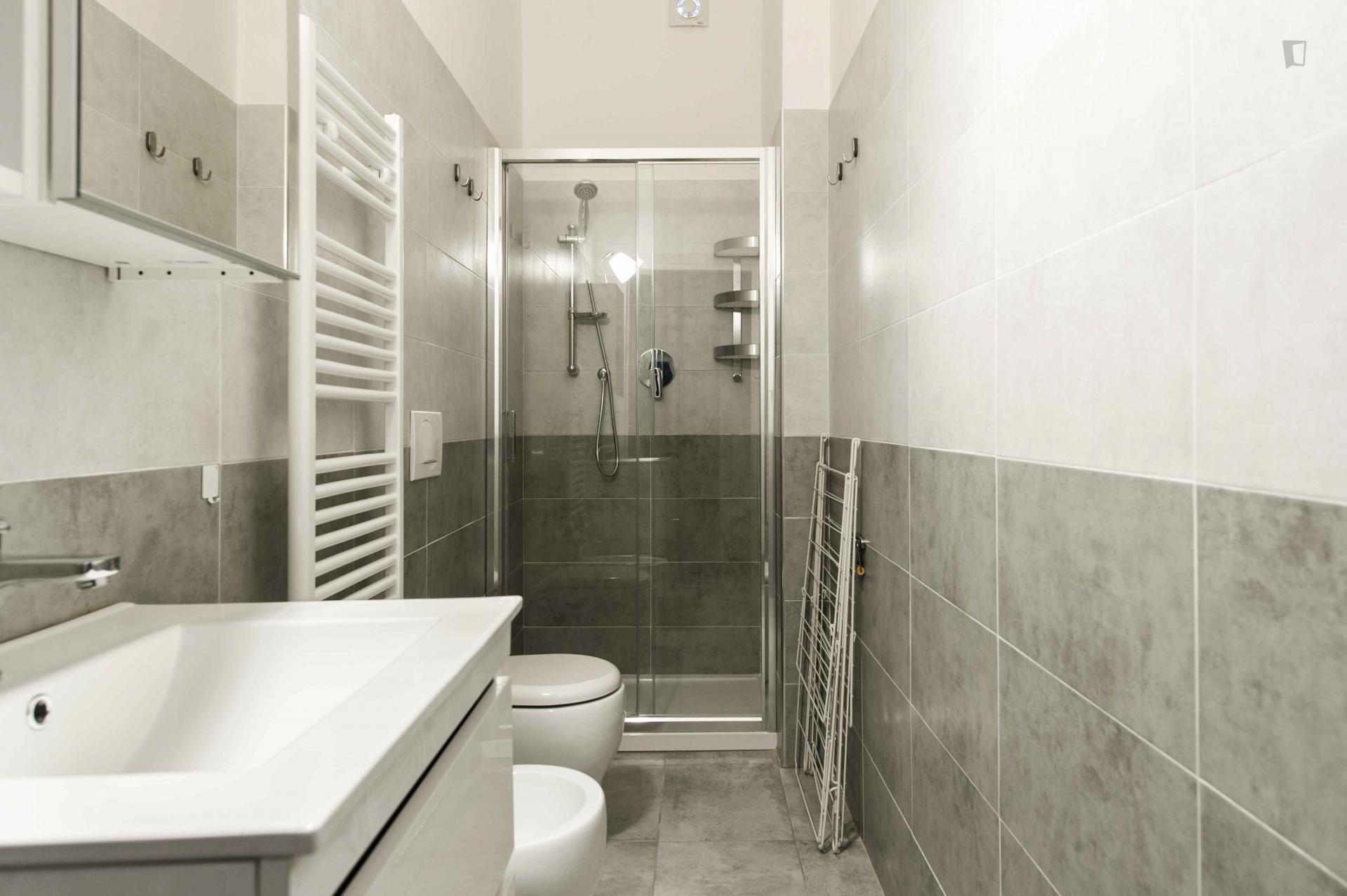 Luminous double bedroom in Centro