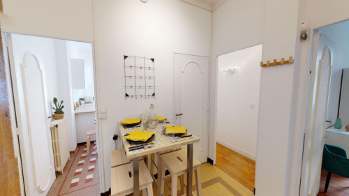 Delightful Majestic Flat near Saint Aubin