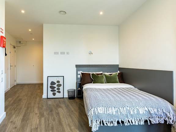  Platinum Skyline Studio  -  Great Court  - Gallery -  10