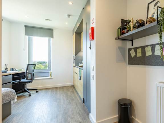  Platinum Skyline Studio  -  Great Court  - Gallery -  11