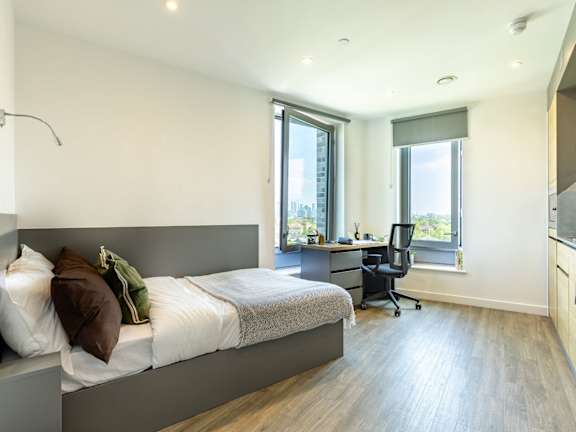  Platinum Skyline Studio  -  Great Court  - Gallery -  2