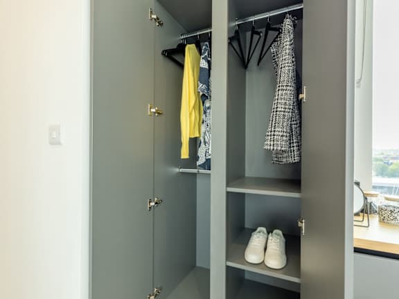  Gold Plus En Suite  -  Great Court  - Gallery -  4