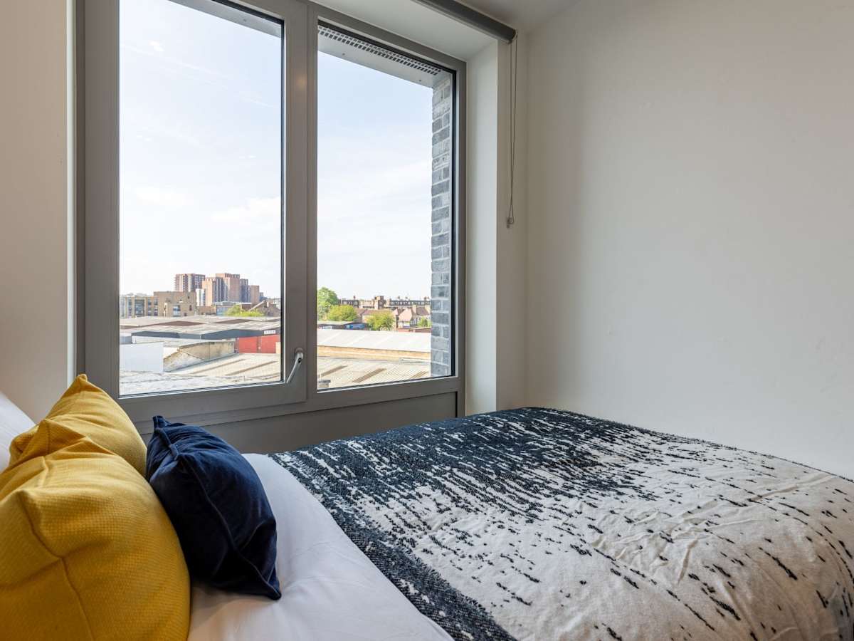  Gold Skyline En Suite  -  Great Court  - Gallery -  7