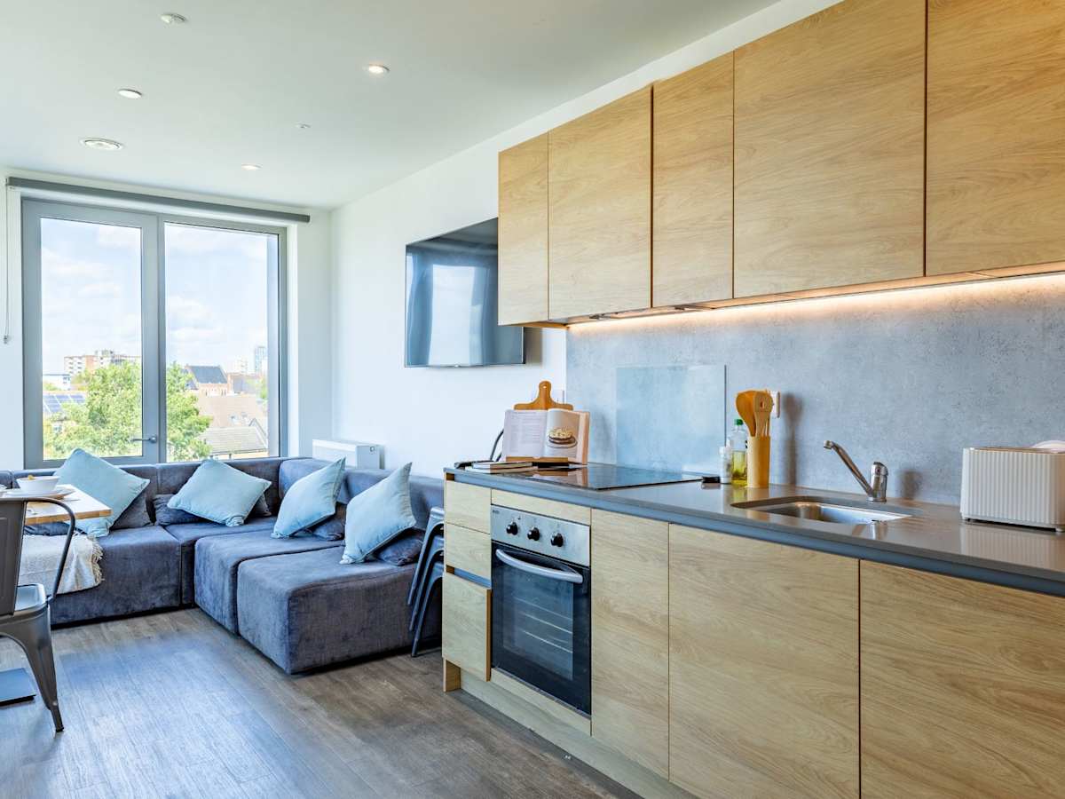  Gold Skyline En Suite  -  Great Court  - Gallery -  4