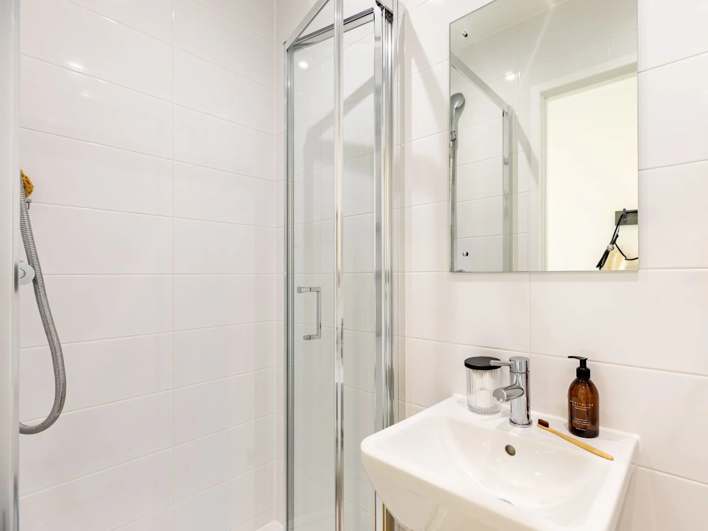  Silver En Suite  -  Great Court  - Gallery -  6