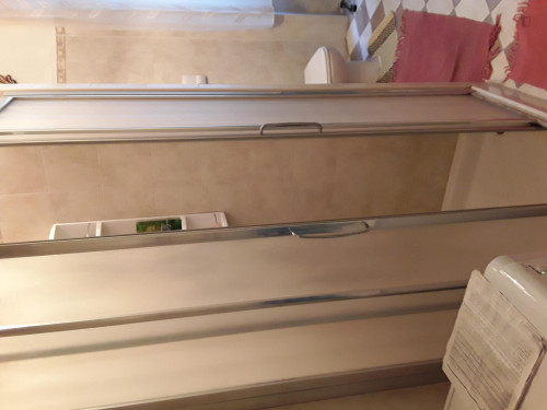 Single bedroom, with balcony, in 2-bedroom apartment - Gallery - 9