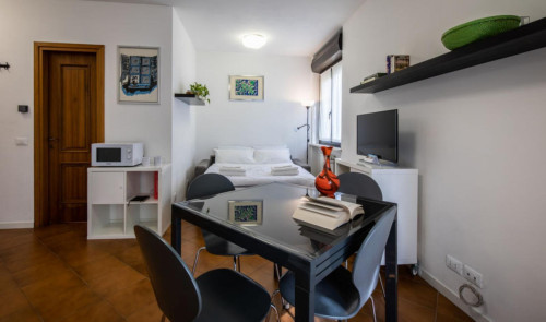 Ample and modern studio near the Udine train station - Gallery - 6