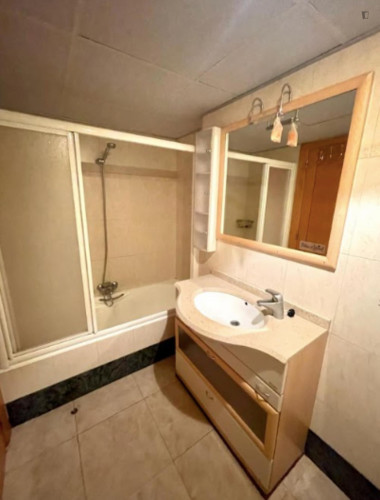 Pleasant single bedroom in Castellón de la Plana