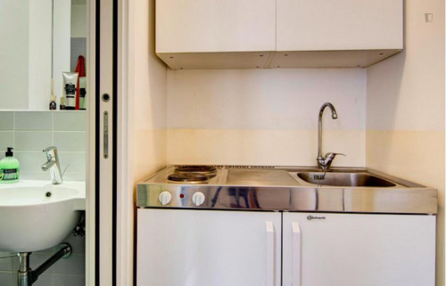 Nice studio close to Sesto Rondò metro station  - Gallery -  3