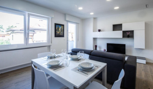 Spacious 1-bedroom apartment in Udine - Gallery - 11