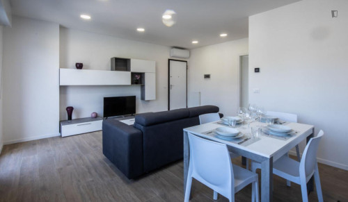 Spacious 1-bedroom apartment in Udine - Gallery - 18