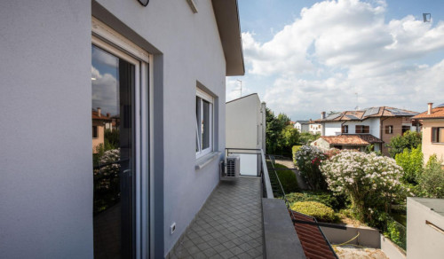 Spacious 1-bedroom apartment in Udine - Gallery - 14