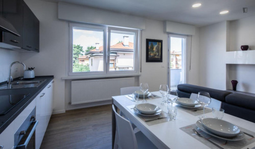 Spacious 1-bedroom apartment in Udine - Gallery - 6